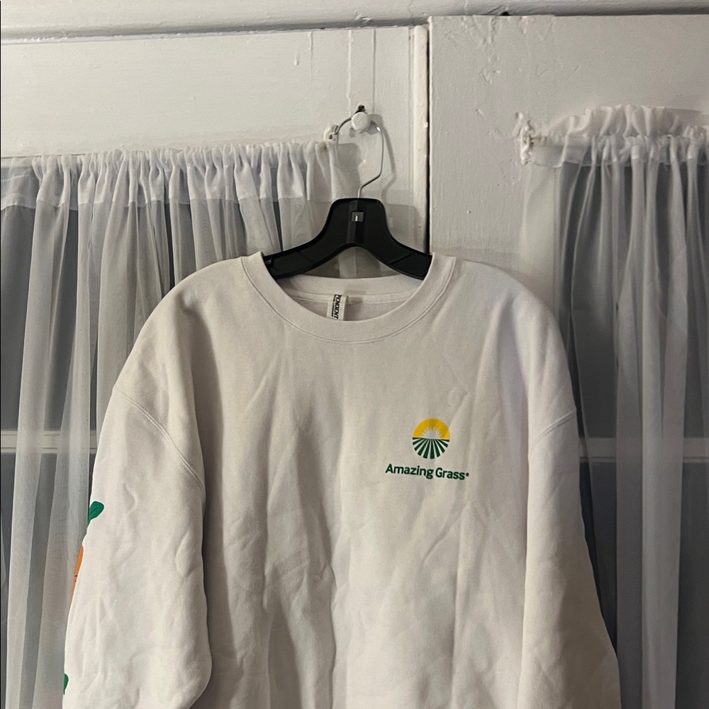 Amazing Grass Kick Some Grass Graphic Crewneck Sweatshirt Men’s Large White - Picture 8 of 13
